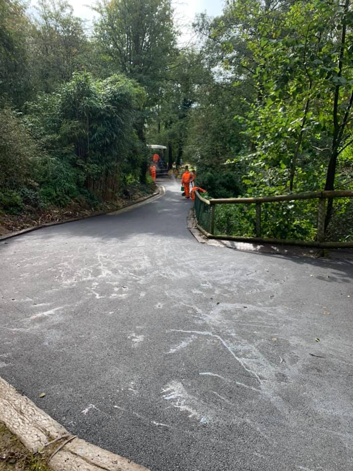 Asphalt surfacing London for residential and commercial access areas