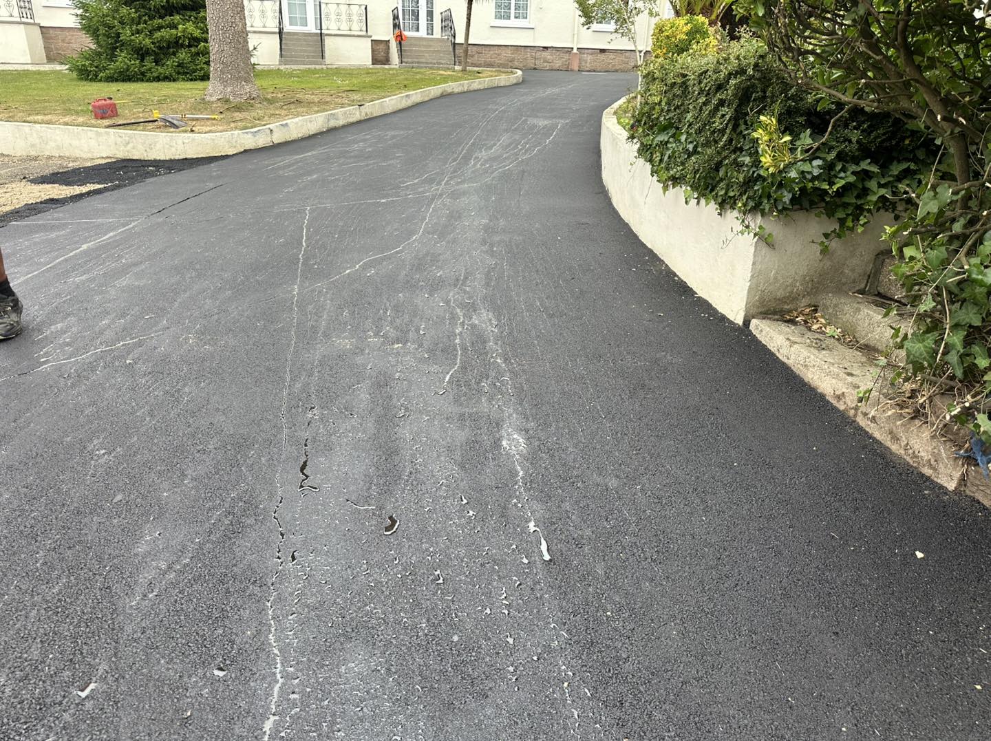 Tarmac private road London estate road surfacing project